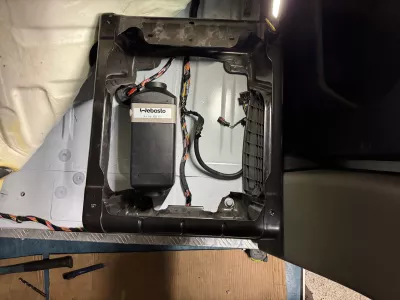 Webasto teplovzdušné topení o výkonu 2kW pro vozodlo Renault Master Webasto teplovzdušné topení o výkonu 2kW pro vozodlo Renault Master