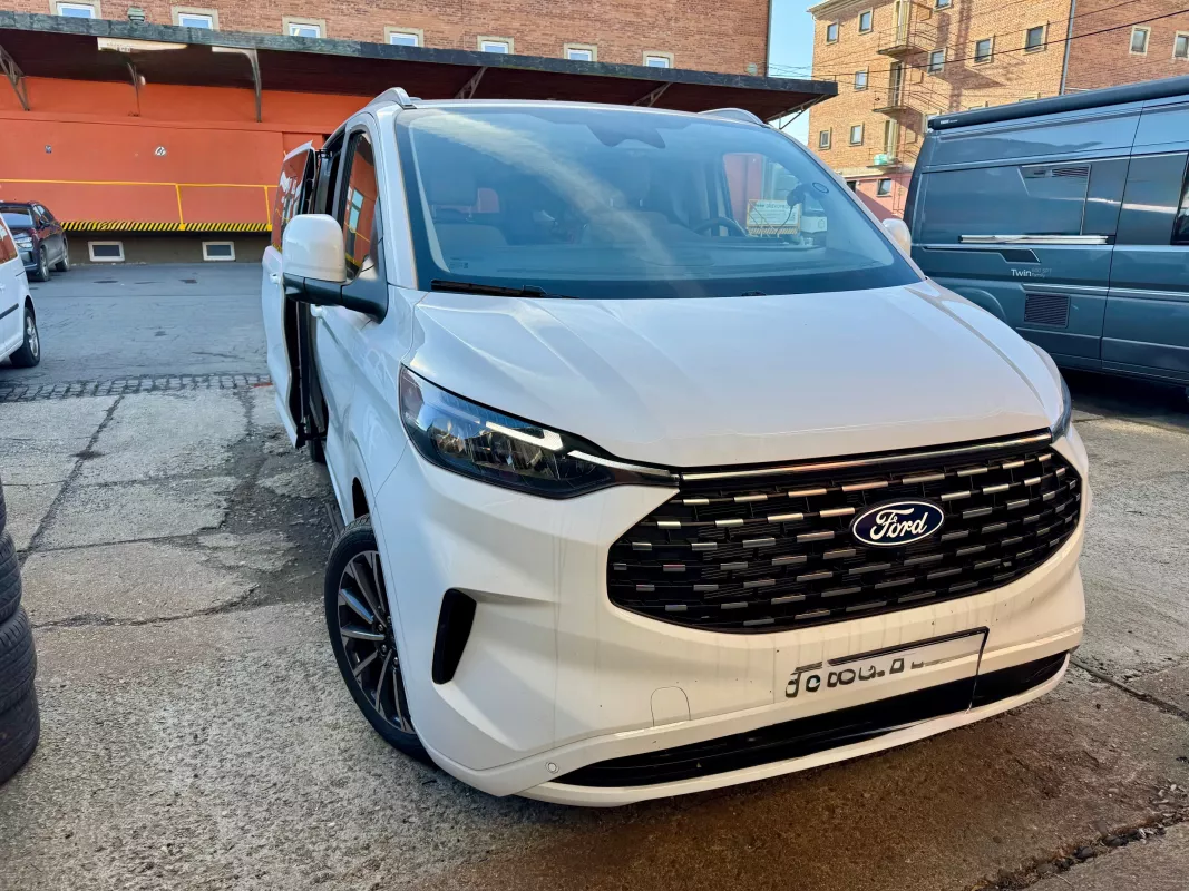 Webasto nezávislé topení o výk. 2kW pro Ford Tourneo Custome 2025 s montáží
